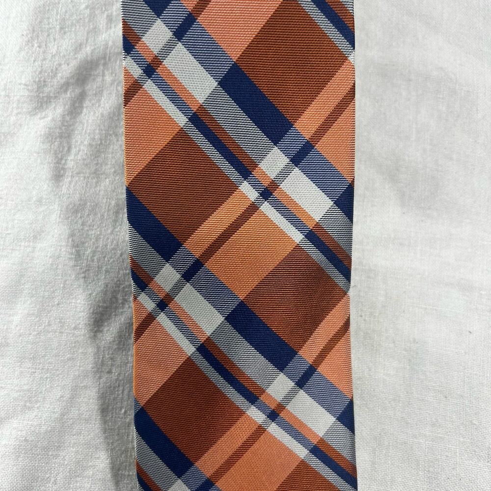 Tommy Hilfiger Men's Neck Tie Plaid And Solid Silk Blend MSRP $69.50